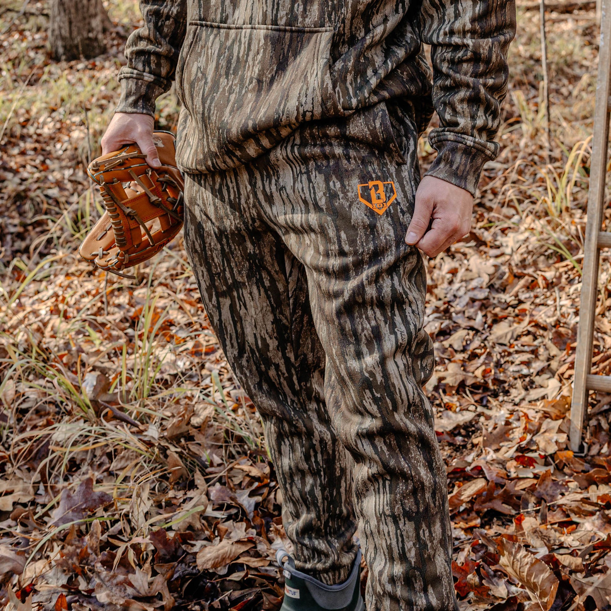 Realtree Baseline Sweatpants - Legacy - Image 3